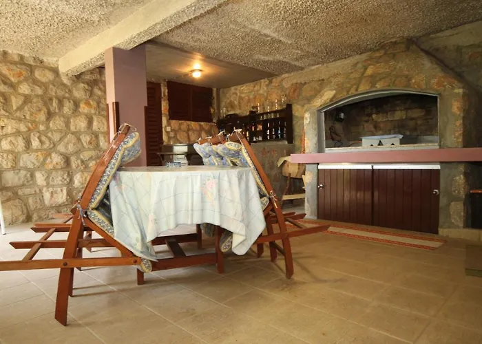 With Parking Space Starigrad, Paklenica - 6585