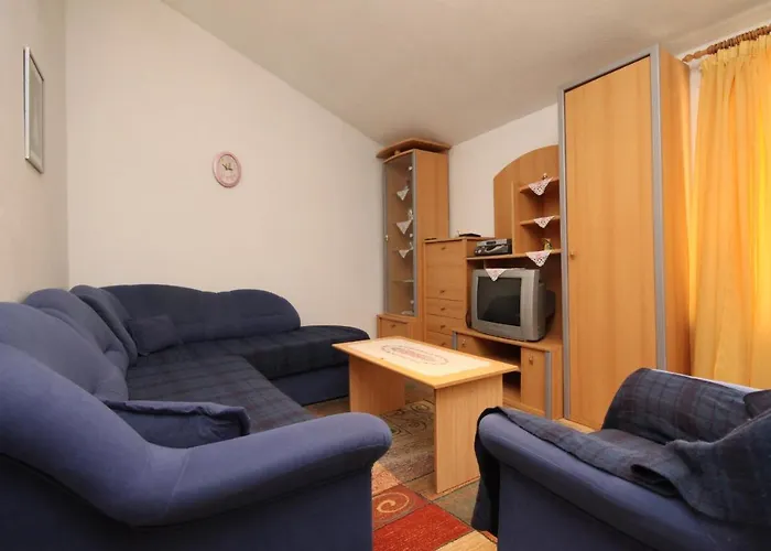 Appartement With Parking Space Starigrad, Paklenica - 6585 *