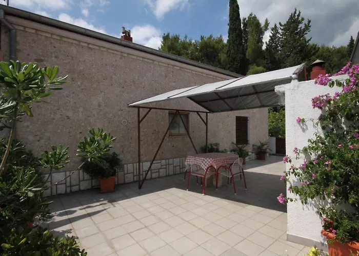 Appartement With Parking Space Starigrad, Paklenica - 6585
